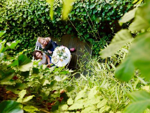 Ảnh trong thư viện ảnh của Heaven AT 11, your Deluxe Studio with personal bathroom, kitchenette & terrace ở Gent