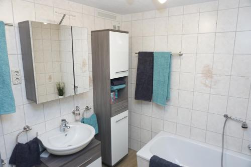 Ванная комната в Ferienwohnung am Dorfplatz