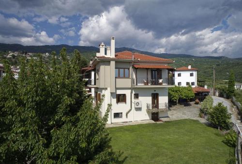 Φωτογραφία από το άλμπουμ του IATROU HOUSE- villa WITH INCREDIBLE VIEW στην Πορταριά