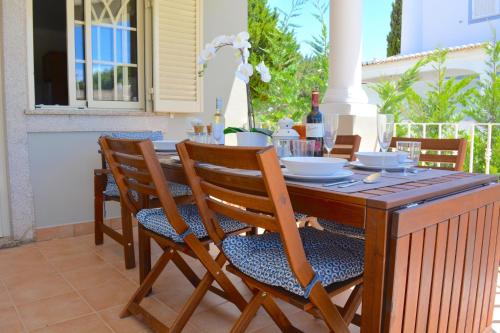 VILA CRISTINA MAR (8 guests and oceanview)