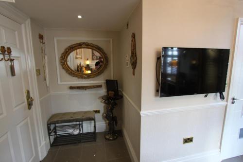 Tower Guest House photo 43