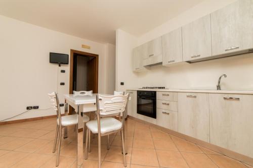 Una cocina o cocineta en Residence Fortunato