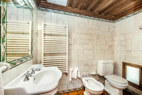 Koupelna v ubytování Quinta de Santa Júlia