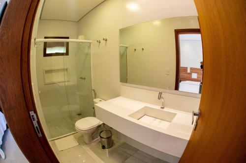 Kylpyhuone majoituspaikassa Quinta dos Lemos