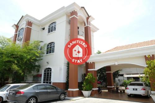 Gallery image of OYO 905 Hotel De'light Villa in Kota Bharu