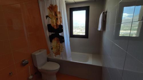 Et badeværelse på Lux Apartment - Floor 35