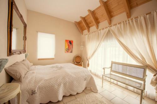 מיטה או מיטות בחדר ב-Landhotel Untere Mühle