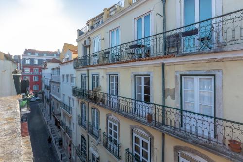 Chiado Chic - A Luxury Concept