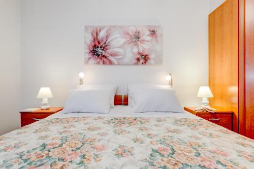 Split Apartment Worek
