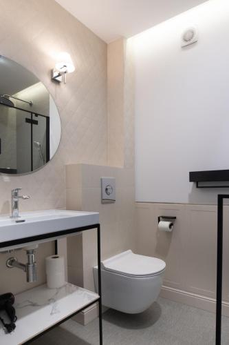 Koupelna v ubytování Altara Apartamenty Centrum - Free Parking