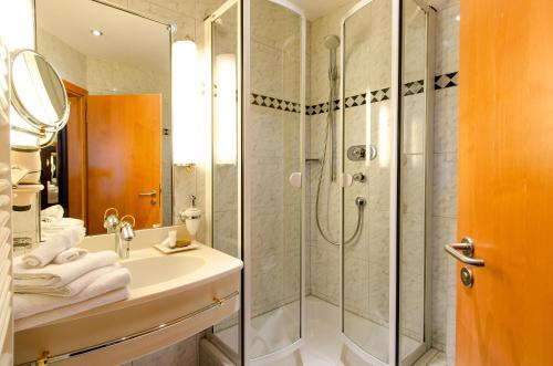 Koupelna v ubytování Hotel Gasthof Hecht