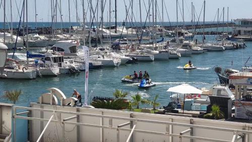 Résidence de standing la Pêcherie Spacieux T3 comme un cocon familial vue mer et sur l'avant port Sur le bout du bout de Cap d'Agde seule cap en Occitanie photo 66