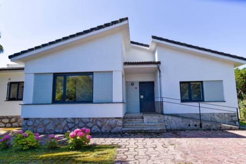 Espectacular casa en la playa de Berria