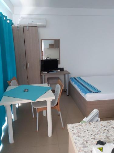 Gallery image of Apartments and Villas Janev in Star Dojran