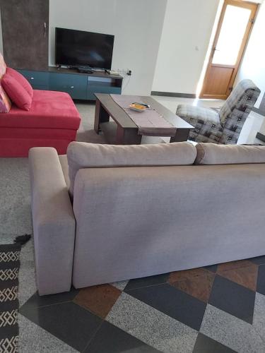 Gallery image of Apartments and Villas Janev in Star Dojran