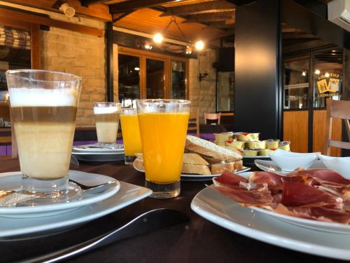 Gallery image of Hotel La Barrosa in Abejar