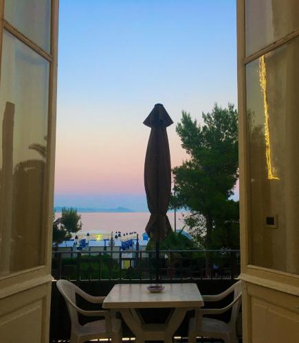 Γενική θέα στη θάλασσα ή θέα στη θάλασσα από  αυτό το ξενοδοχείο