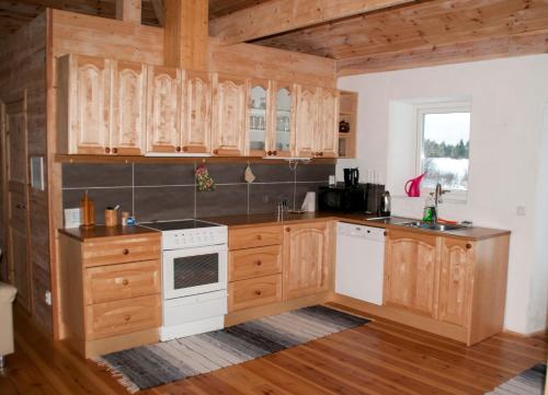Nickarve Gård Hejdebyにあるキッチンまたは簡易キッチン