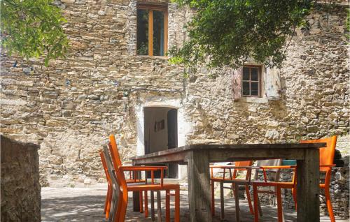 Nice Home In Vieussan With 2 Bedrooms