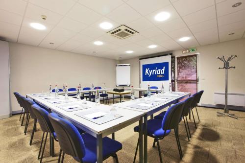 Espace de conférence ou salle de réunion dans l'établissement Kyriad Hotel Tours Centre