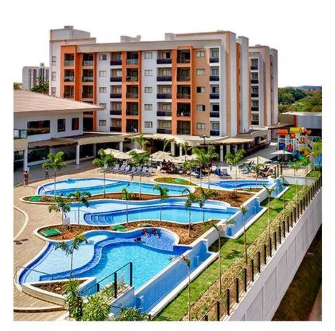 a view of a hotel with a large swimming pool at Alta Vista Thermas Resort in Caldas Novas
