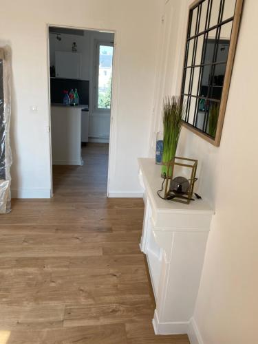 Φωτογραφία από το άλμπουμ του Appartement meublé et rénové centre ancien du Havre στη Χάβρη