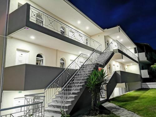 Gambar di galeri bagi Polychrono GREEN GARDENS di Polykhrono