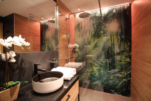 Ένα μπάνιο στο Sea View Moss VIP Apartment