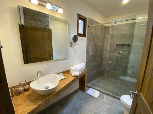 Koupelna v ubytování Hotel Canaria