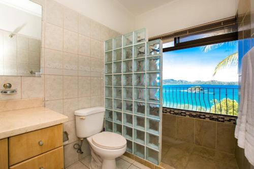 Gallery image of Dazzling ocean views from a bluff in Flamingo - magnificent inside and out in Playa Flamingo