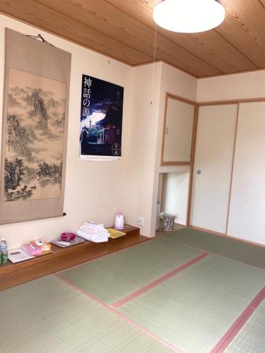 Imagen de la galería de ゲストハウス宮崎 guesthouse miyazaki バックパッカー向け個室旅人宿 P有, en Miyazaki