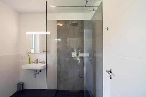 Koupelna v ubytování Luxus Appartement zwischen Leipzig und Cospudener See