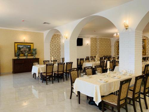 Ресторант или друго място за хранене в Villa San Marino