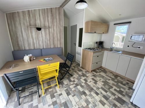 Dapur atau dapur kecil di Camping Le Royan