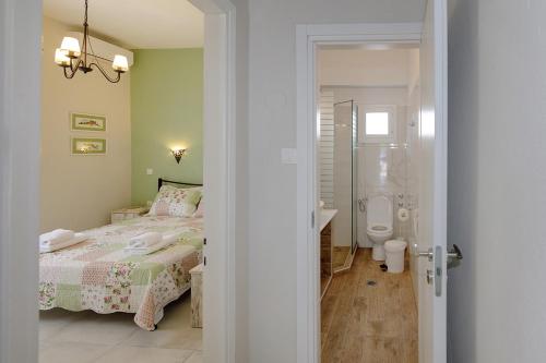 Kúpeľňa v ubytovaní Agapitos Apartments