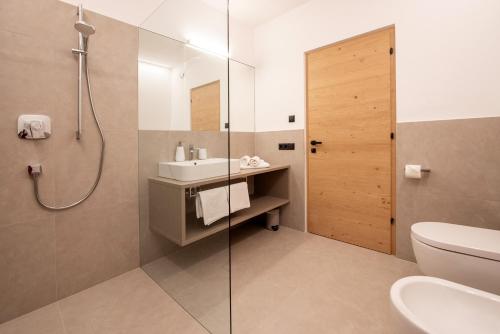 Bilik mandi di Premium Apartments Faselehof