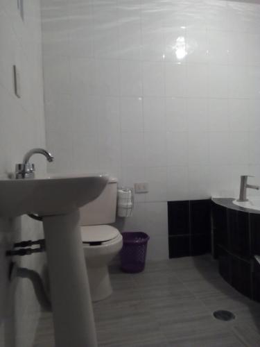 Ένα μπάνιο στο CABAÑAS TLAXCO LA LOMA