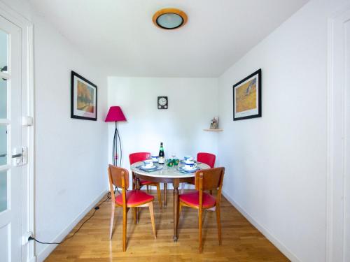 Fotografie z fotogalerie ubytování Holiday Home in Hérisson near Lake v destinaci Hérisson