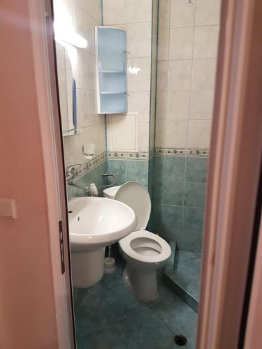 A bathroom at Apartament LARGE