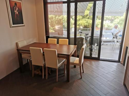 Фотография из галереи Portofino app в Изоле