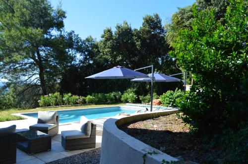 Gambar di galeri bagi Maison avec vue panoramique et piscine di Le Tignet