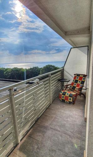 HolidayHomePL SLAVIA NEW 408 z sypialnią i balkonem przy plaży