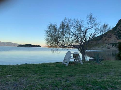 Afbeelding uit fotogalerij van Klovino beach house in Douviá