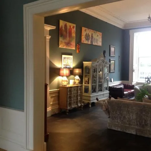A Room in the City - West photo 11