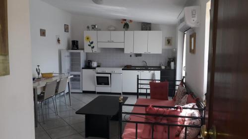 Η κουζίνα ή μικρή κουζίνα στο appartamento La Palma