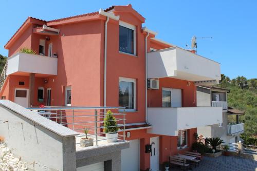 Apartments Grmaca