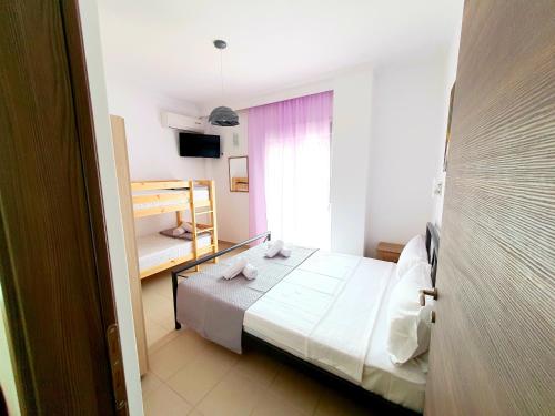 De lux N2 30m from sea