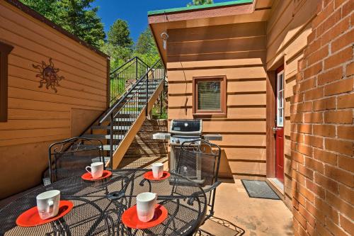 Cozy CO Rocky Mountain Retreat Near Pikes Peak!