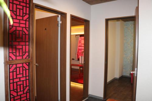 Imagen de la galería de Room Inn Shanghai 横浜中華街 Room1-ABC, en Yokohama