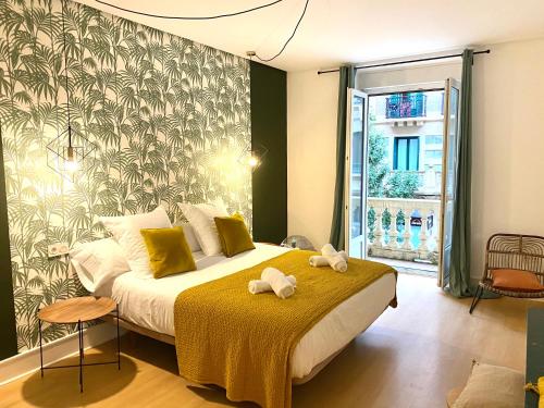 Usandizaga Apartment, Second line beach, free Parking